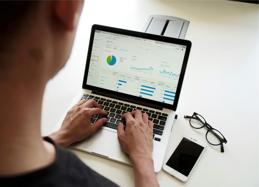 How to Select the Supply Chain KPIs That Matter Most 1 How to Select the Supply Chain KPIs That Matter Most - Leanco Consulting